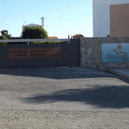 Holiday Ocean View Residences بيت للعطل Patroves