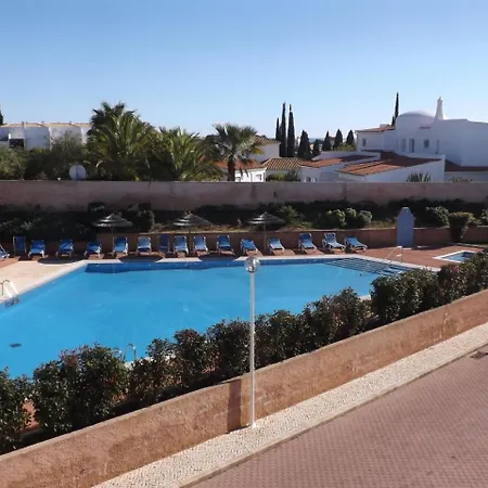 بيت للعطل Holiday Ocean View Residences Patroves