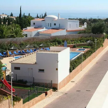 Holiday Ocean View Residences *