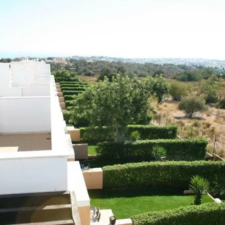 بيت للعطل Holiday Ocean View Residences Patroves